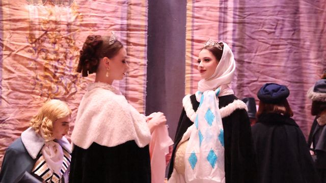 Преподаватели
